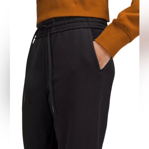 Lululemon Loungeful High-Rise Cropped Jogger Black Size 14 - Picture 3 of 11